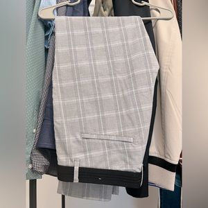 Zara men’s pants, slim cut size L, great fit. Comfortable and very attractive